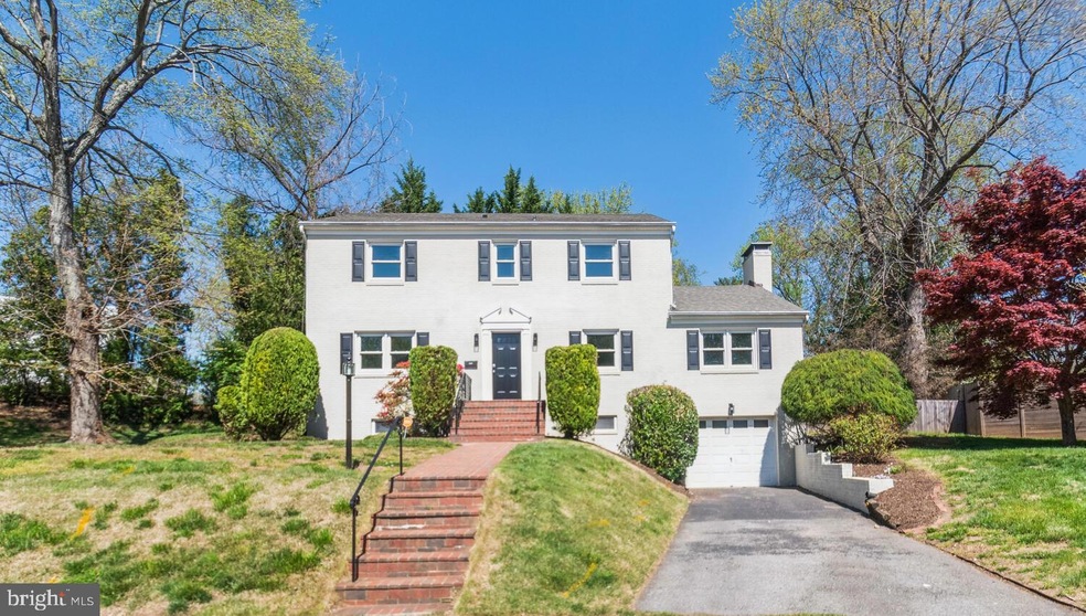 1802 Sheridan Ct, McLean, VA 22101 - photo 1