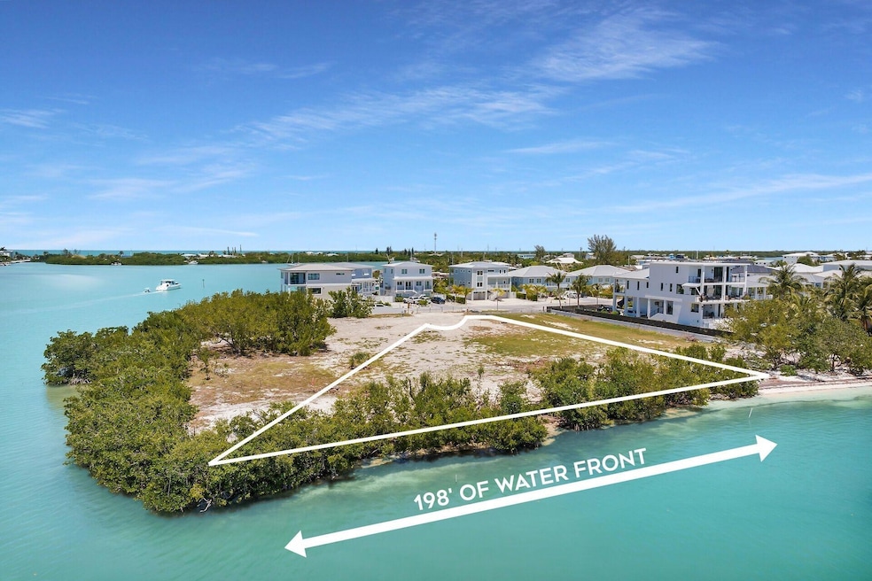 For Sale $4,500,000 • Co-Listing Agent