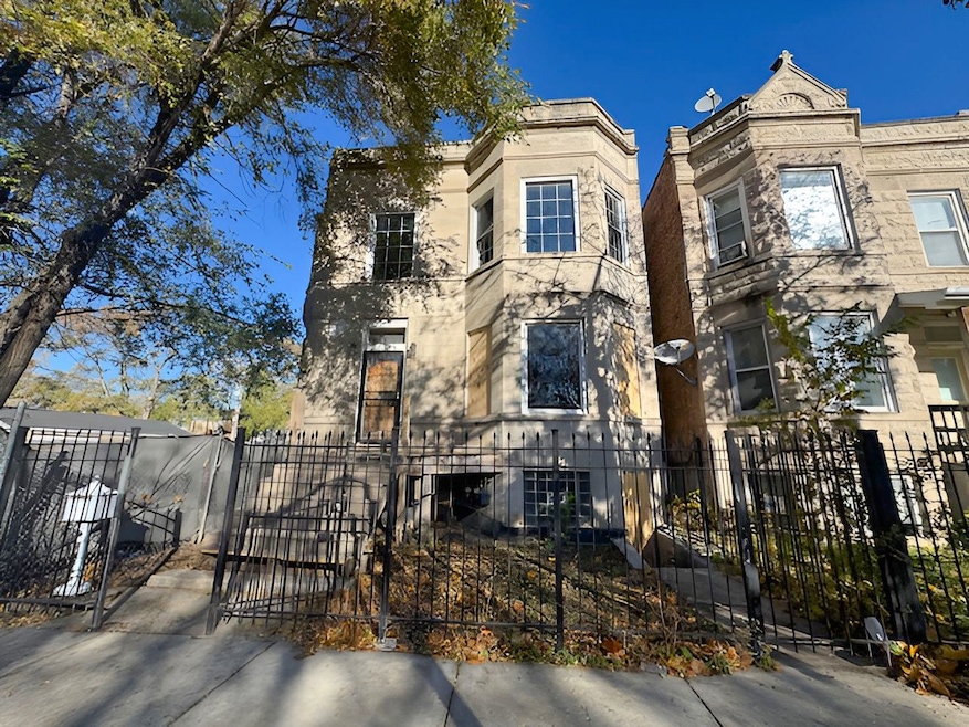 4038 W Wilcox St, Chicago, IL 60624 - photo 1