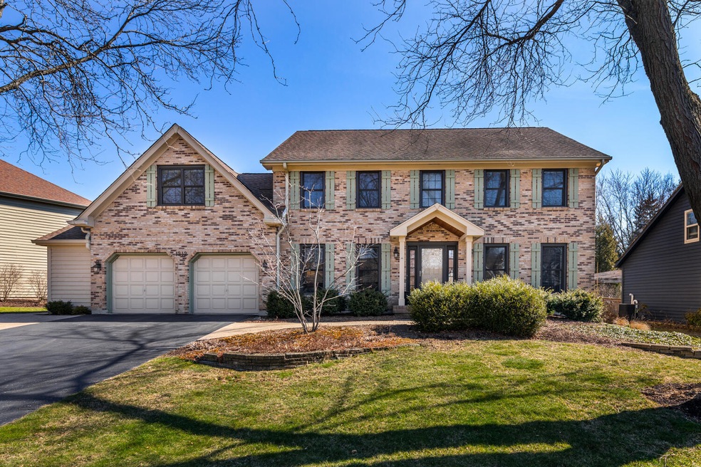 1212 Johnson Dr, Naperville, IL 60540 - photo 1