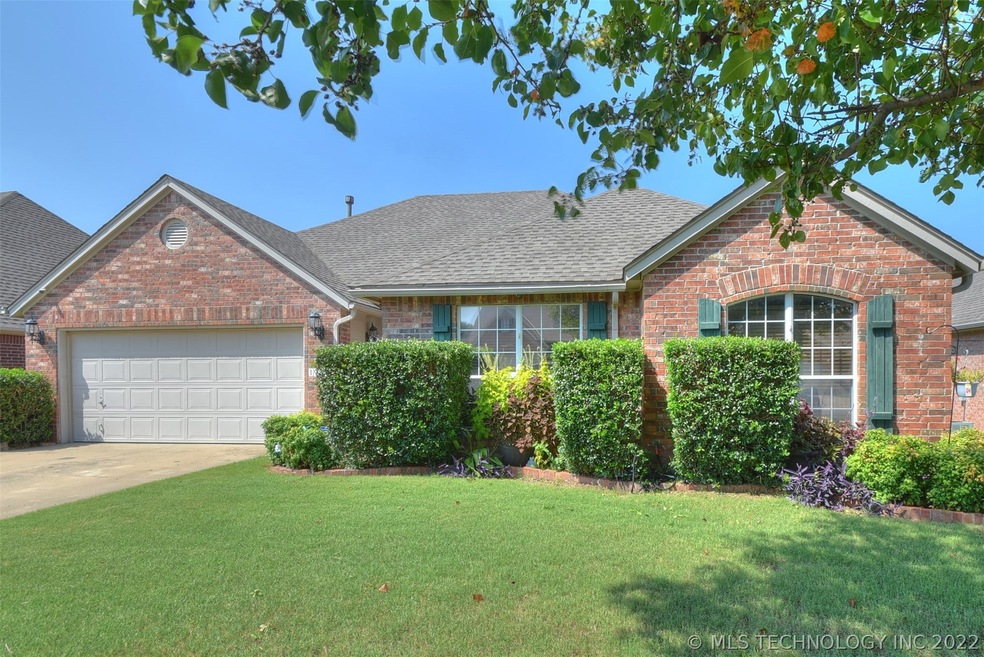 19915 E 44th St S, Broken Arrow, OK 74014 - photo 1