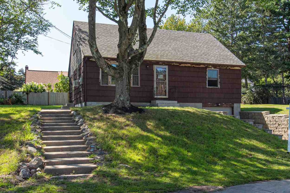 17 Tufts Dr, Nashua, NH 03064 - photo 1