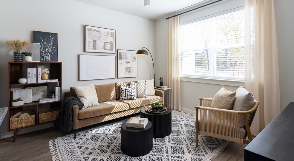 1505 Oliver St unit 427, Houston, TX 77007 - photo 1