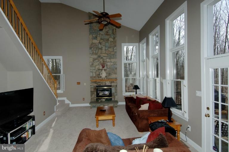 20461 Norman Place, Leesburg, VA 20175 - photo 1