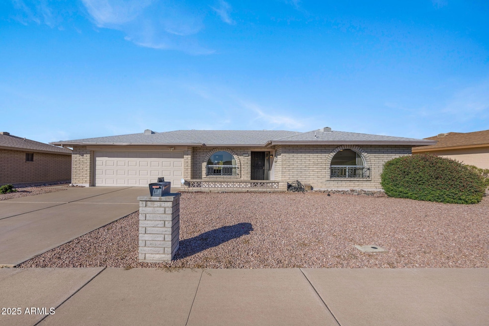 Light and Bright in Sunland Village