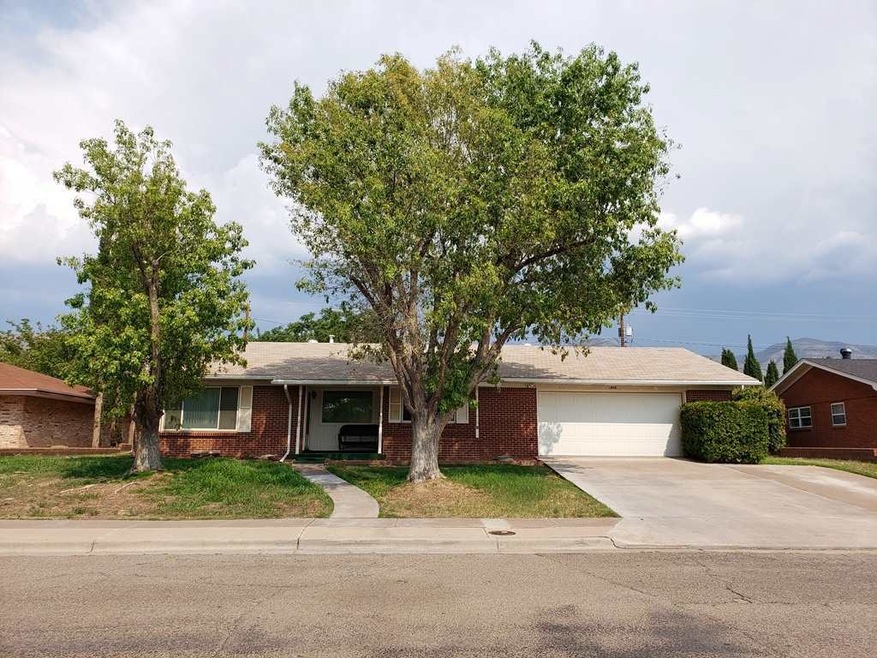 1808 Arizona Ave, Alamogordo, NM 88310 - photo 1