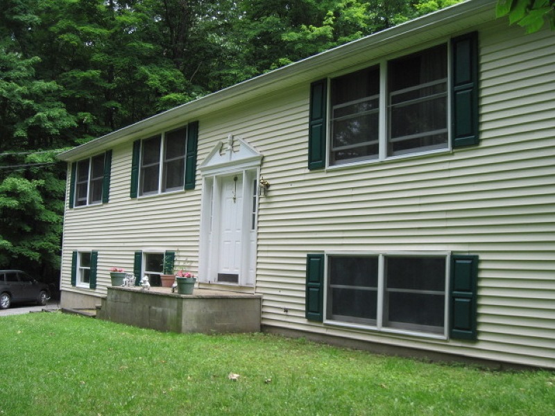 8 Maple Dr, Sussex, NJ 07461 - photo 1