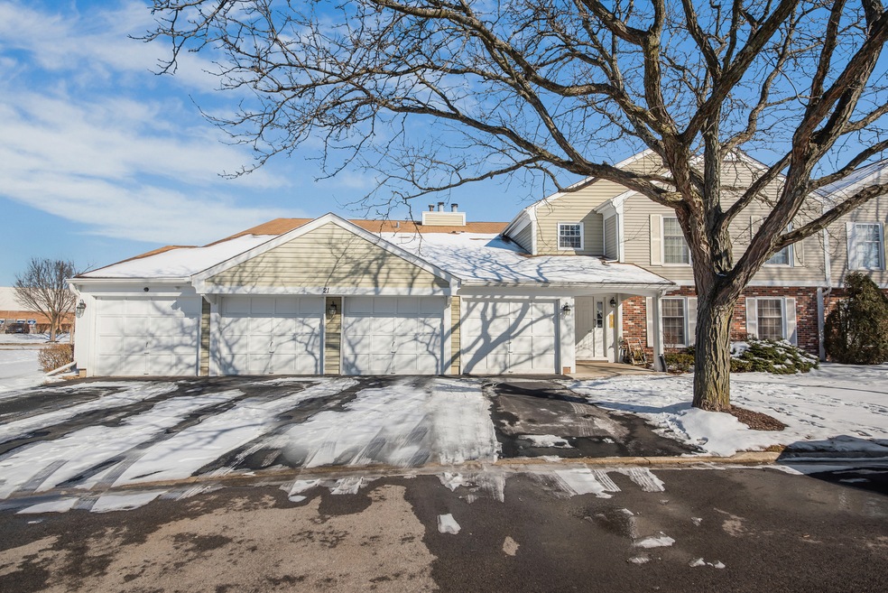 21 Exeter Ct unit 201A, Naperville, IL 60565 - photo 1