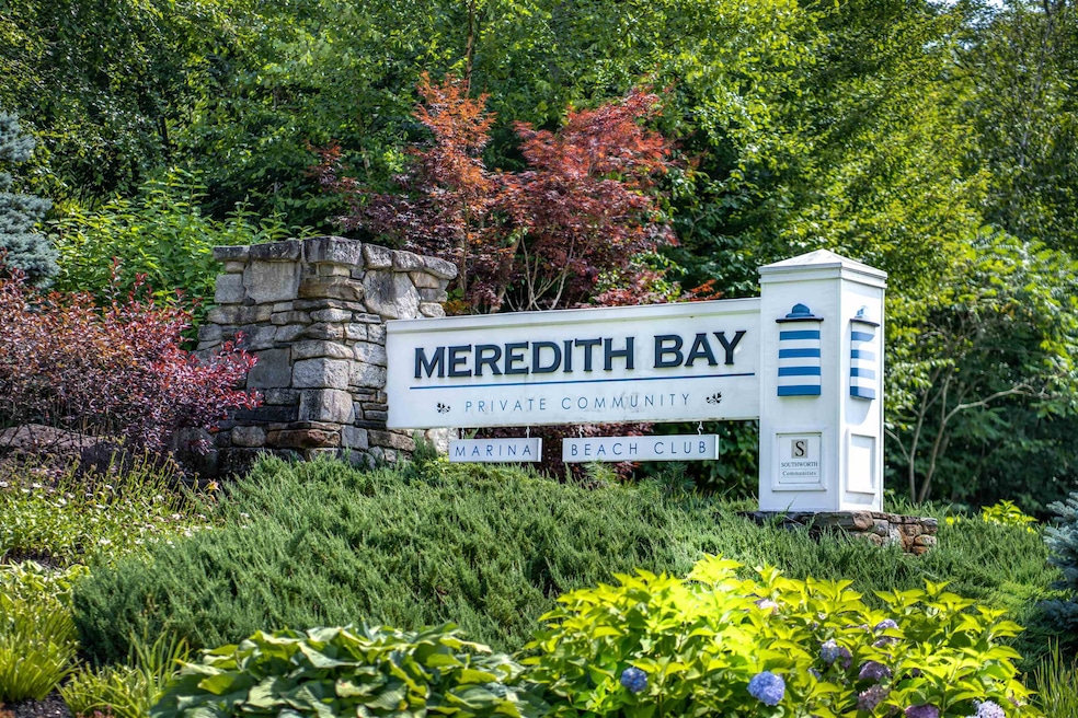 38 Stern Castle Place unit 30, Laconia, NH 03246 - photo 1