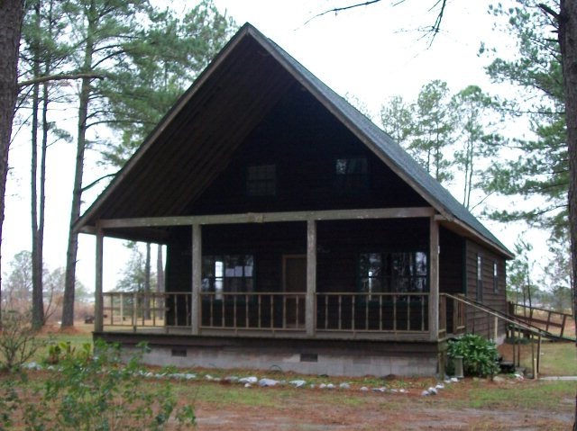 209 Beasley Ln, Broxton, GA 31519 - photo 1