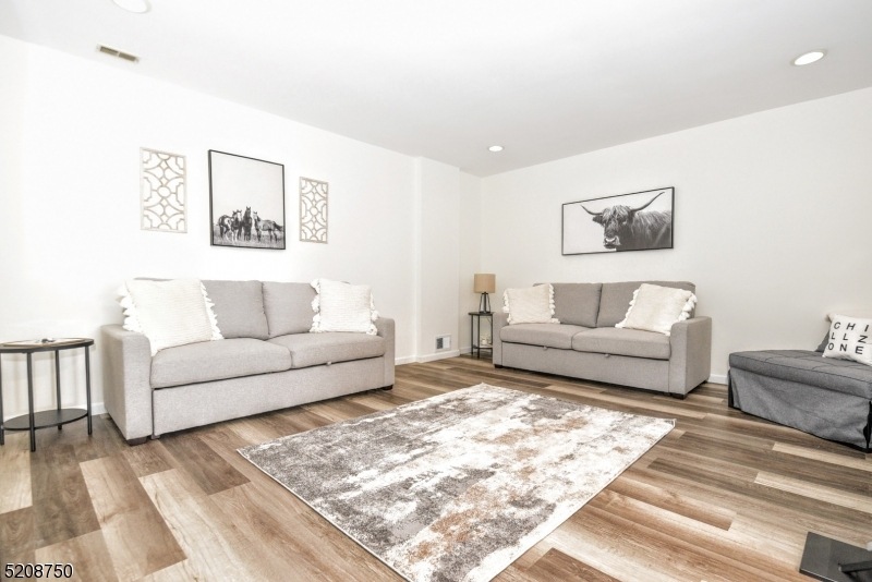 4 Winter Park Dr unit 3, Vernon, NJ 07462 - photo 1