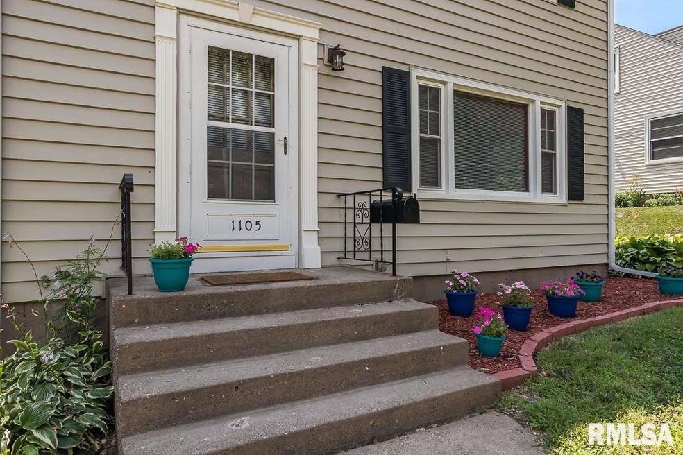 1105 Berg Place, Davenport, IA 52804 - photo 1