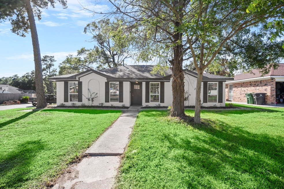 Welcome home to this beautifully remodeled 4 bedroom 2 bathroom home!!!