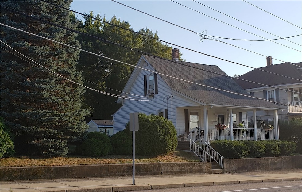 1021 Diamond Hill Rd, Woonsocket, RI 02895 - photo 1