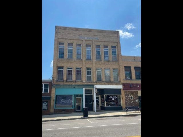 60-64 High St unit 1, Somersworth, NH 03878 - photo 1