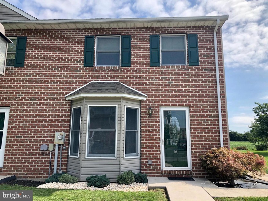16 Colonial Dr unit 8, Gettysburg, PA 17325 - photo 1
