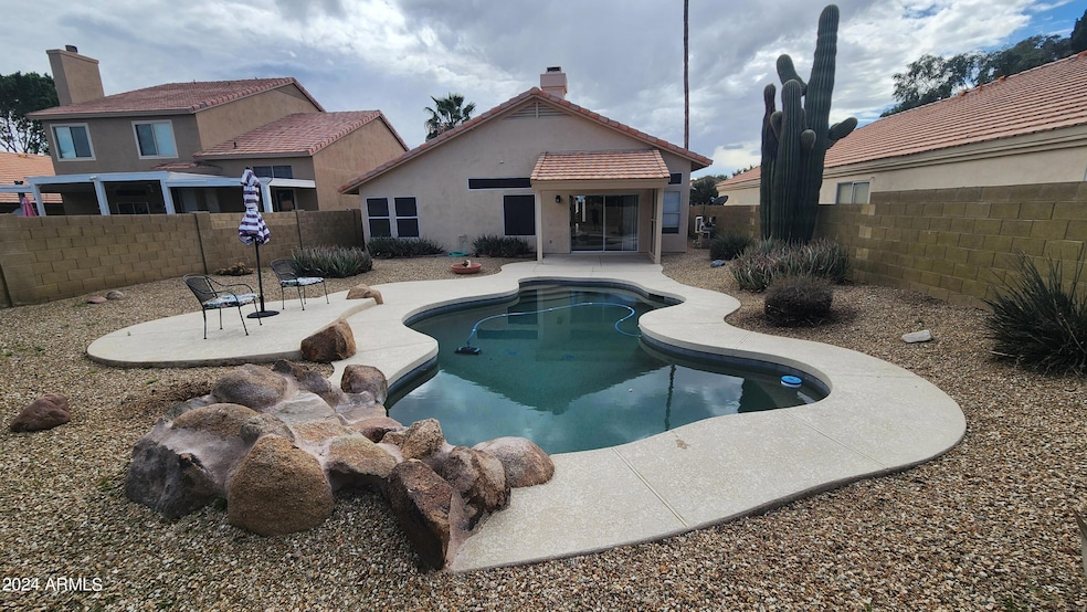 pool 2