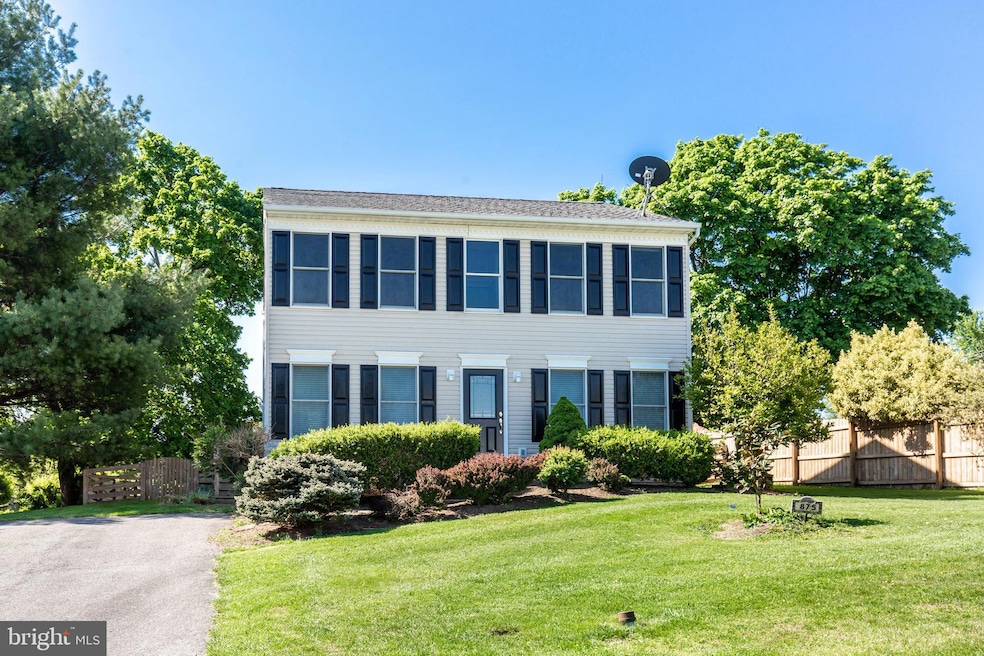 875 Flohr Ave, Sykesville, MD 21784 - photo 1