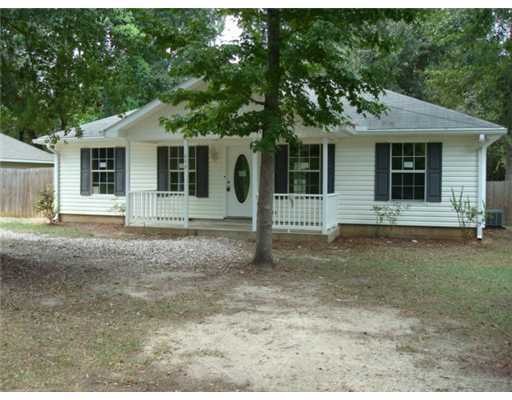 859 Mitchell St, Picayune, MS 39466 - photo 1