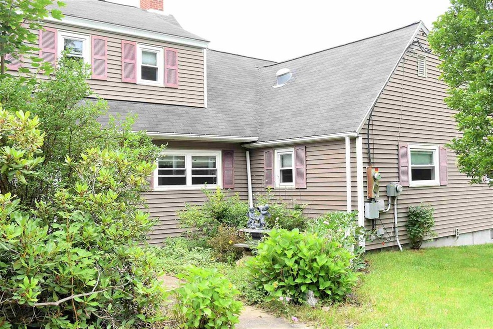 73 Meredith Neck Rd, Meredith, NH 03253 - photo 1