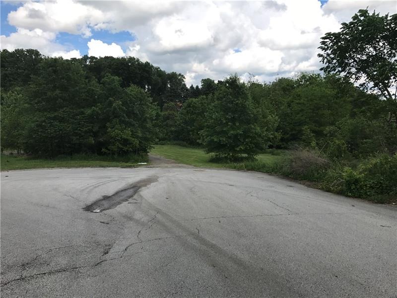 Welcome to 265 Walden Court! This property has 4.3
