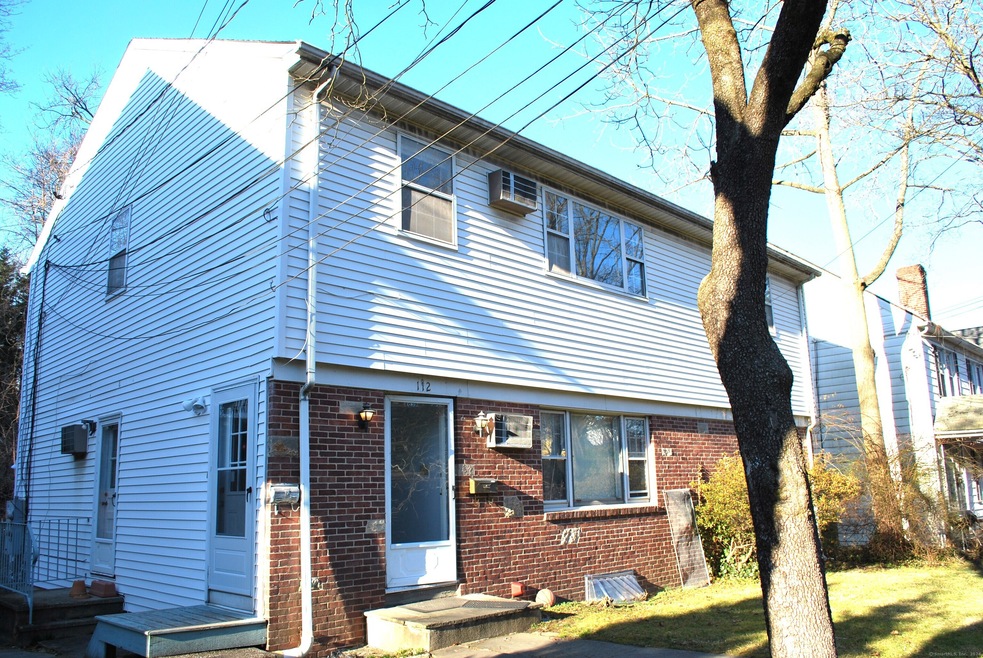 112 Rock Spring Rd unit 2, Stamford, CT 06906 - photo 1