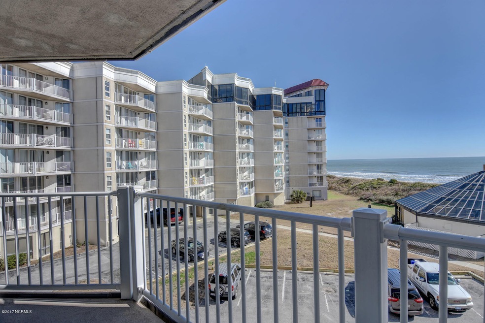 2000 New River Inlet Rd Unit-large-019-1