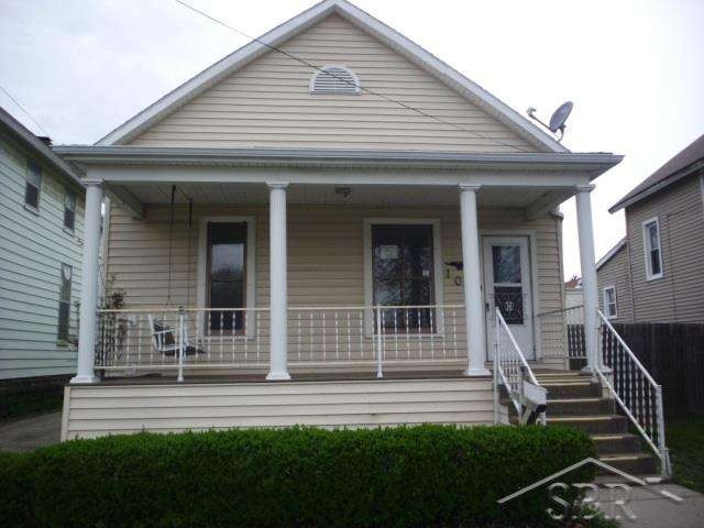 106 S Van Buren St, Bay City, MI 48708 - photo 1