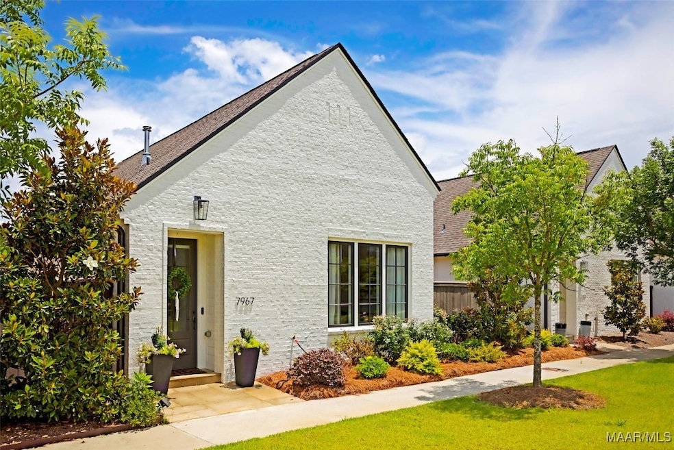 Sold $325,000