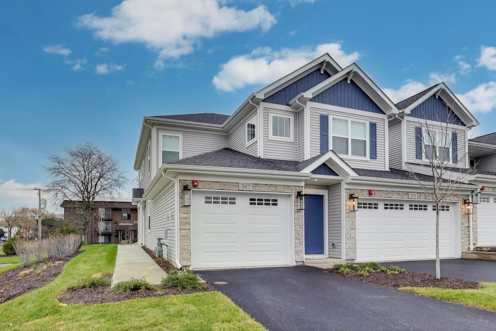 387 Masters Dr, Addison, IL 60101 - photo 1