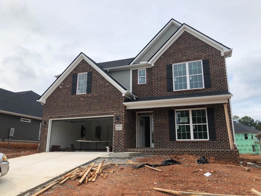 221LK Exterior 08.19