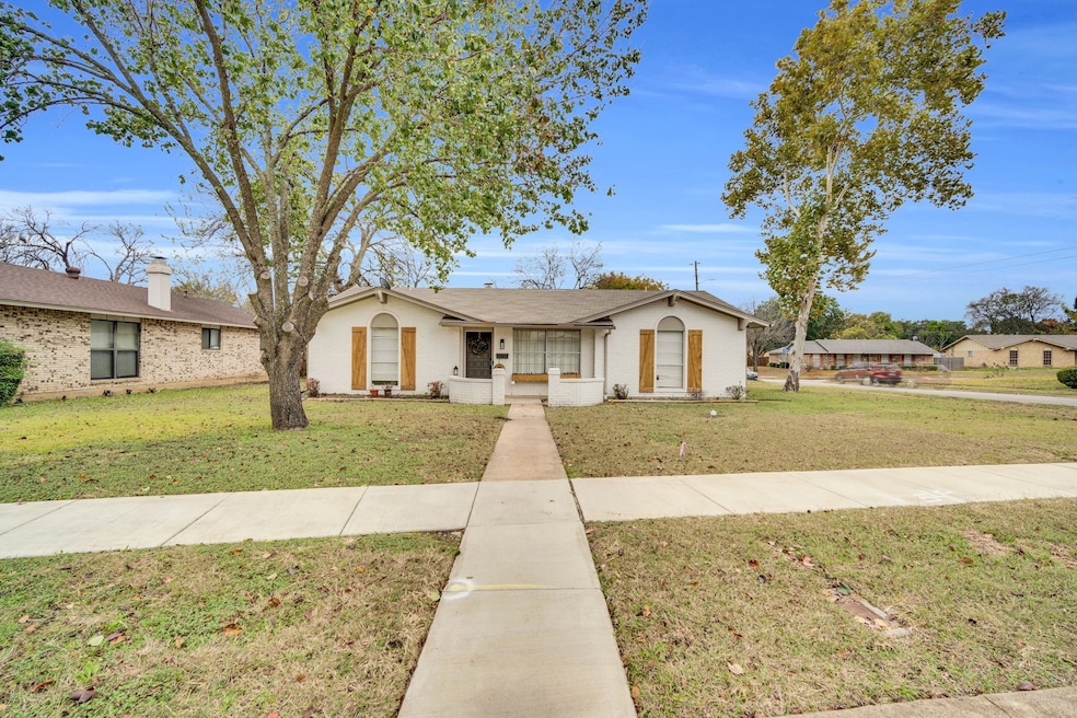 1226 Acton Ct, Duncanville, TX 75137 - photo 1