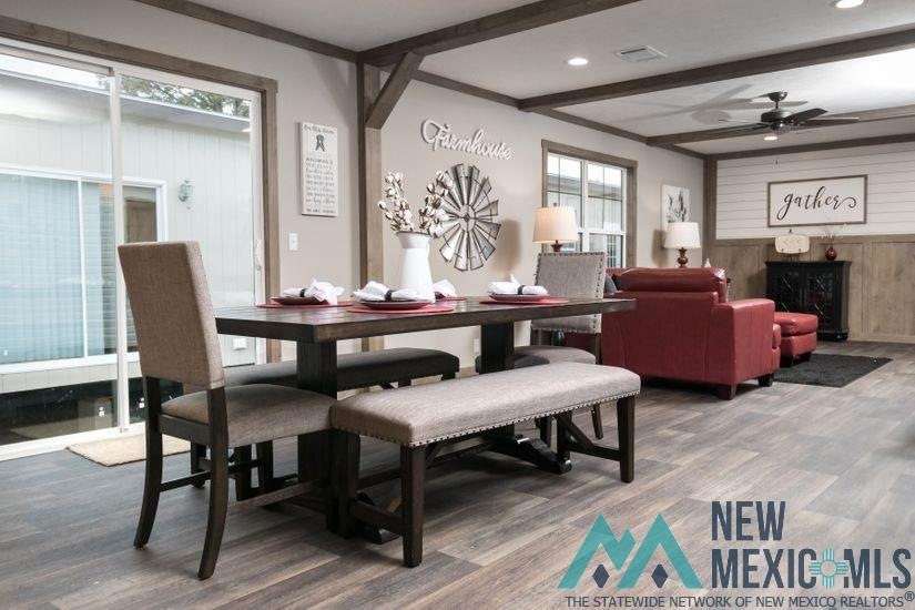 4210 Redbud St, Carlsbad, NM 88220 - photo 1