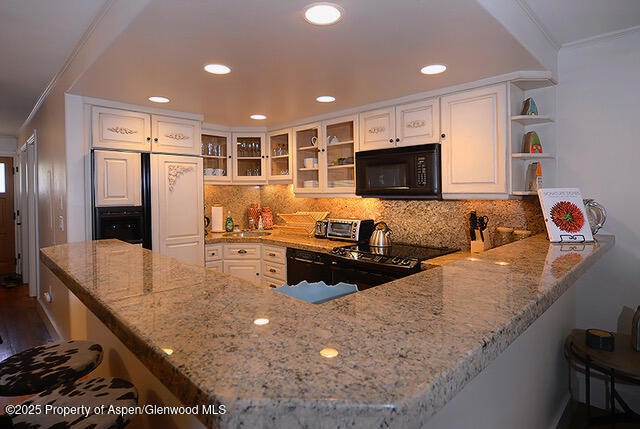 Larkspur 1A_11 kitchen