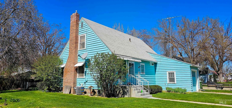 Sold • Co-Listing Agent
