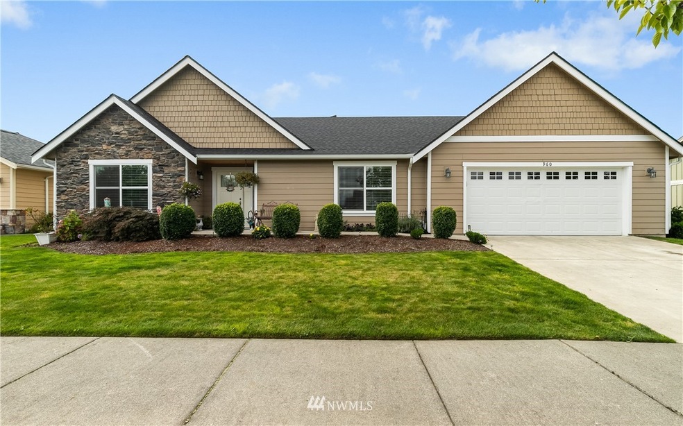 960 Hemlock Loop, Lynden, WA 98264 - photo 1