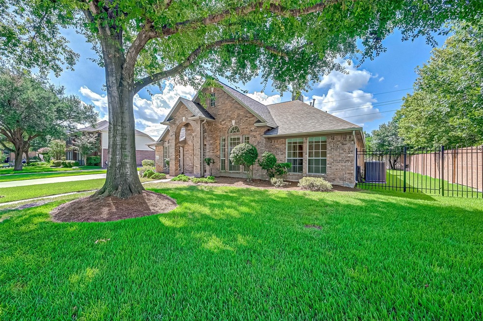 14823 Avila Bend Dr, Houston, TX 77095 - photo 1