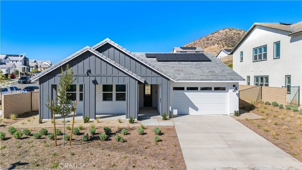 30105 Hillside Place, Castaic, CA 91384 - photo 1