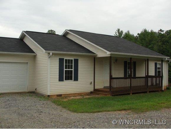 40 Old Parham Rd, Asheville, NC 28806 - photo 1