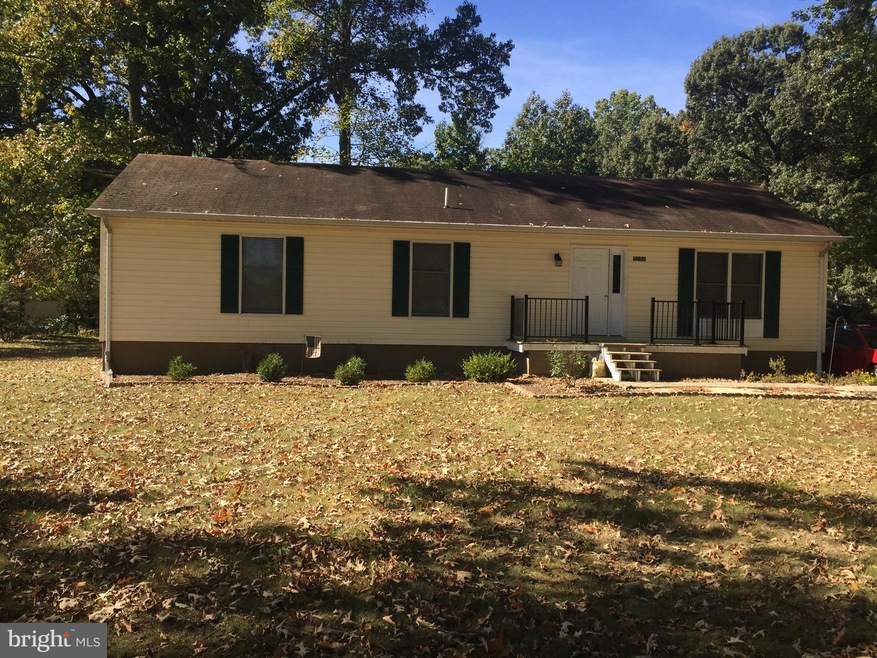 5284 Gordon Dr, King George, VA 22485 - photo 1