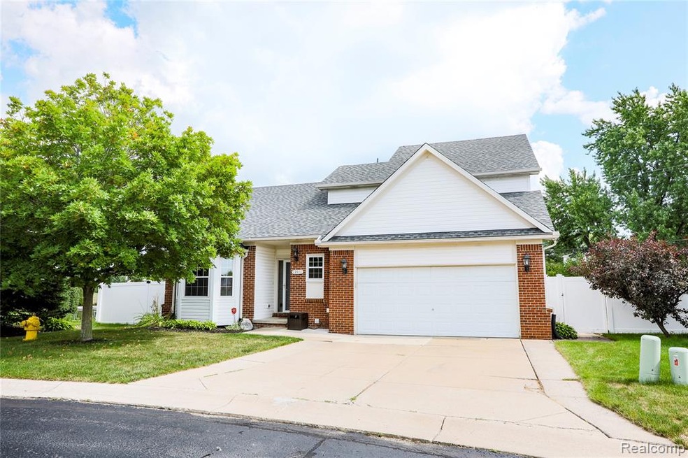 13911 Parry Place, Riverview MI (1 of 30).jpg