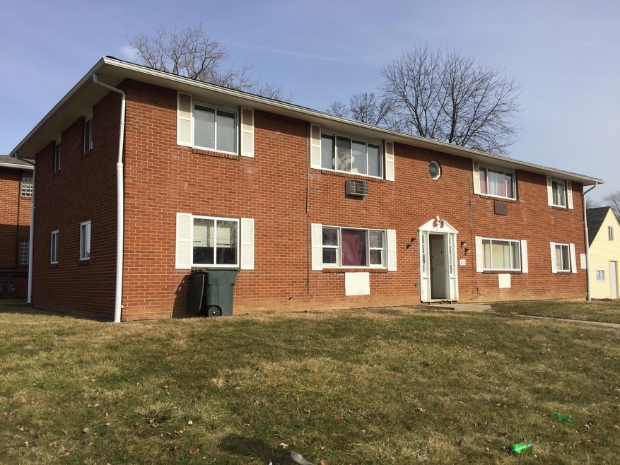 816 Moon Rd, Columbus, OH 43224 - photo 1