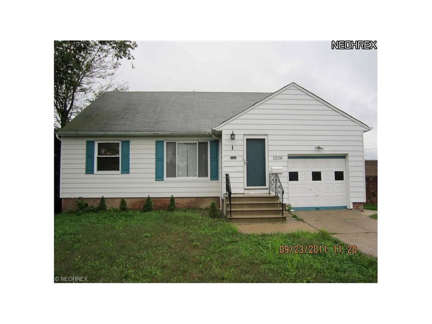 Front view of home from Longwood Drive. Lot size: 50' x 175'.