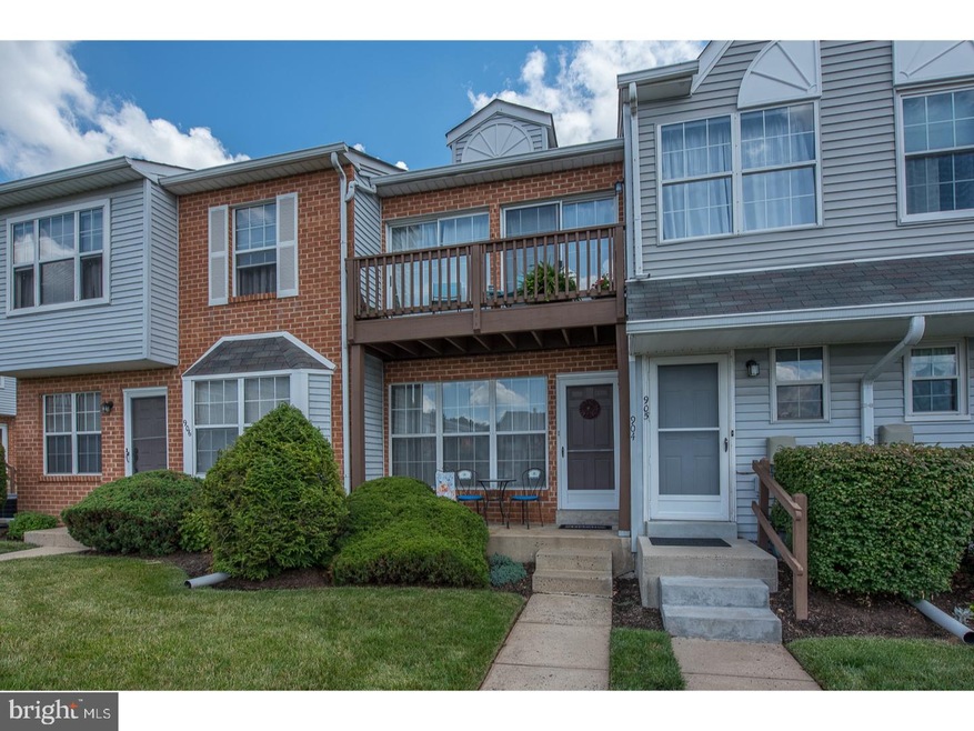 904 Northridge Dr unit 90A, Norristown, PA 19403 - photo 1