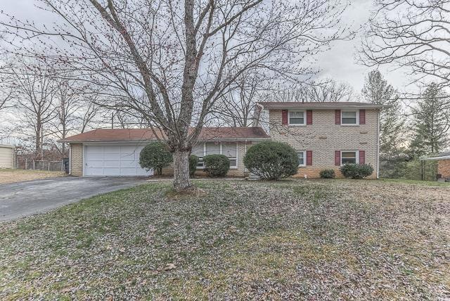 209 Lakeshore Dr, McMinnville, TN 37110 - photo 1