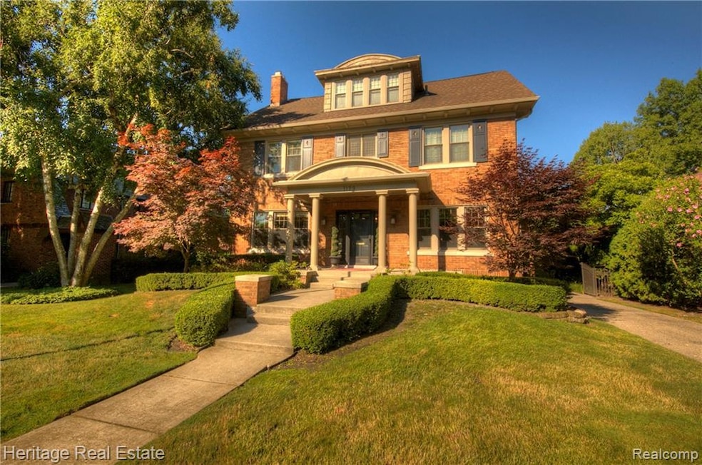 1129 Berkshire Rd, Grosse Pointe Park, MI 48230 - photo 1