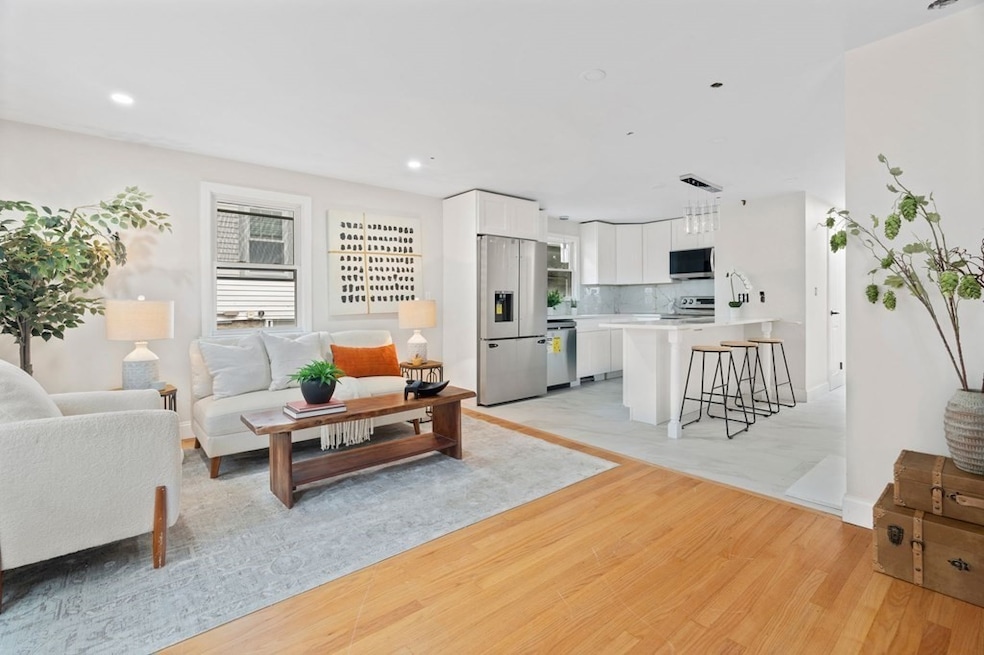 9-13 Sutherland Rd unit 2, Arlington, MA 02476 - photo 1