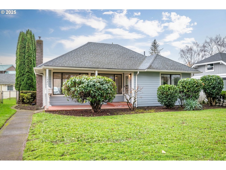 1531 Nichols Blvd, Longview, WA 98632 - photo 1