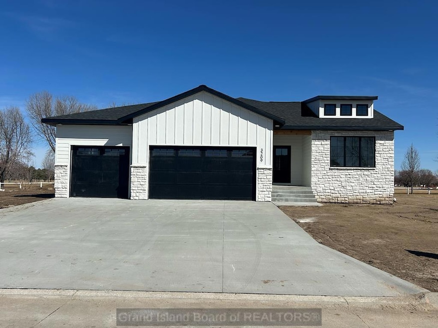Pending $565,000