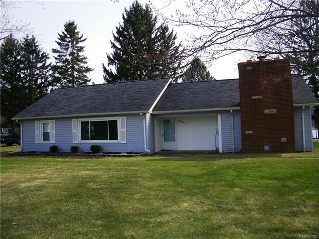 3691 Davison Rd.jpg